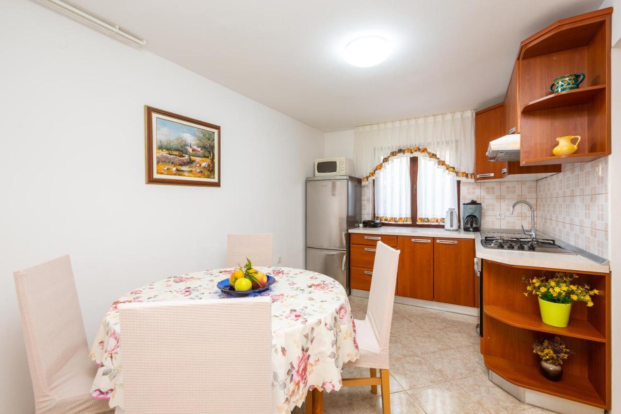 Maretic Apartman Medulin Kültér fotó
